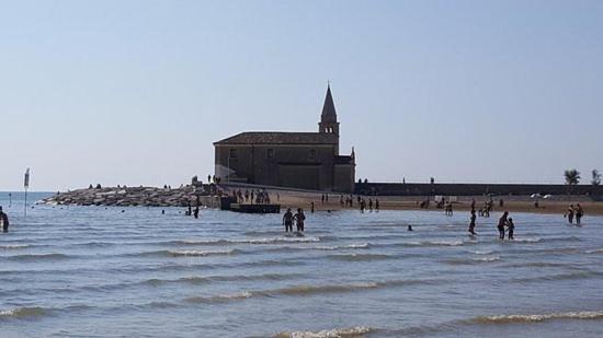 Ampio Bilocale Caorle Lungomare Levante Kültér fotó